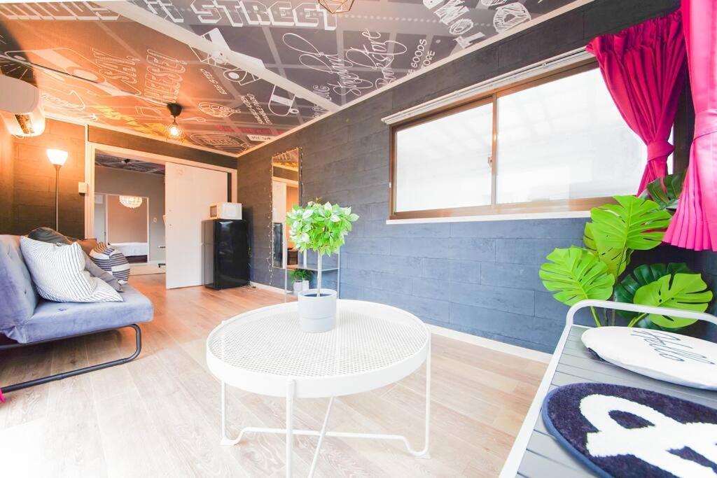 Apartmán Sanacion Namba 難波千日前の5Ldk120平米 駅徒歩2分 広々バルコニーでバーベキューも可能 Ósaka Exteriér fotografie