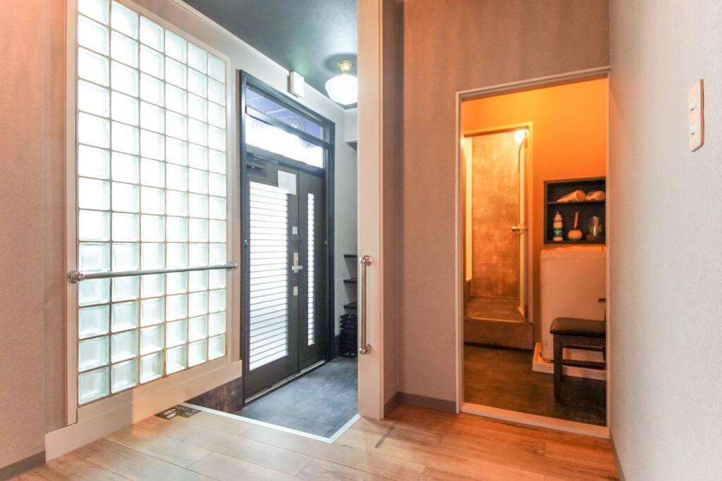 Apartmán Sanacion Namba 難波千日前の5Ldk120平米 駅徒歩2分 広々バルコニーでバーベキューも可能 Ósaka Exteriér fotografie