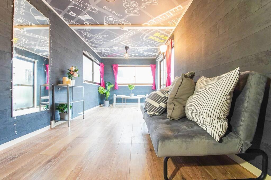 Apartmán Sanacion Namba 難波千日前の5Ldk120平米 駅徒歩2分 広々バルコニーでバーベキューも可能 Ósaka Exteriér fotografie